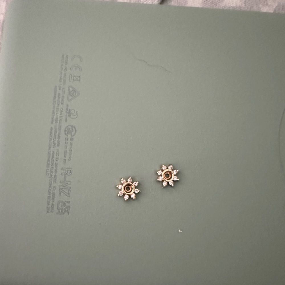 Beautiful pair of diamond jackets L/N
